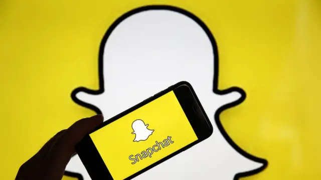 Snapchat marketing - an article to learn more about Snapchat marketing.
